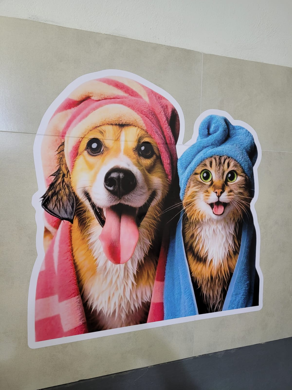 Adesivo decorativo de banho e tosa com pets